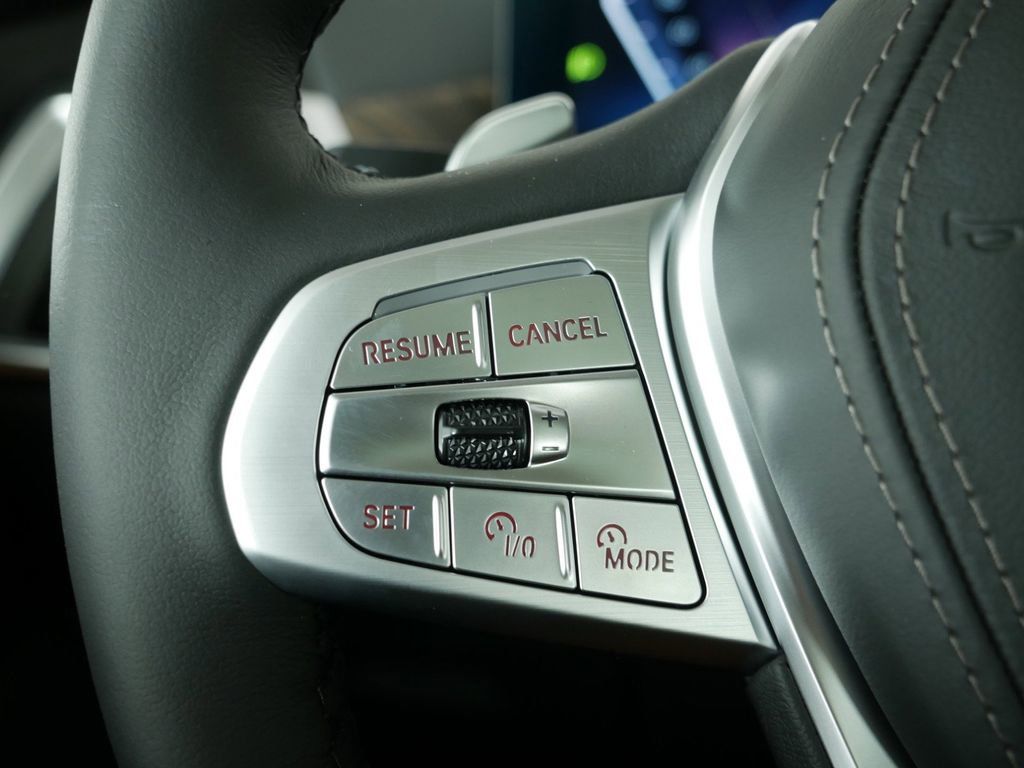 Thumbnail: 2025 BMW X7 - 41