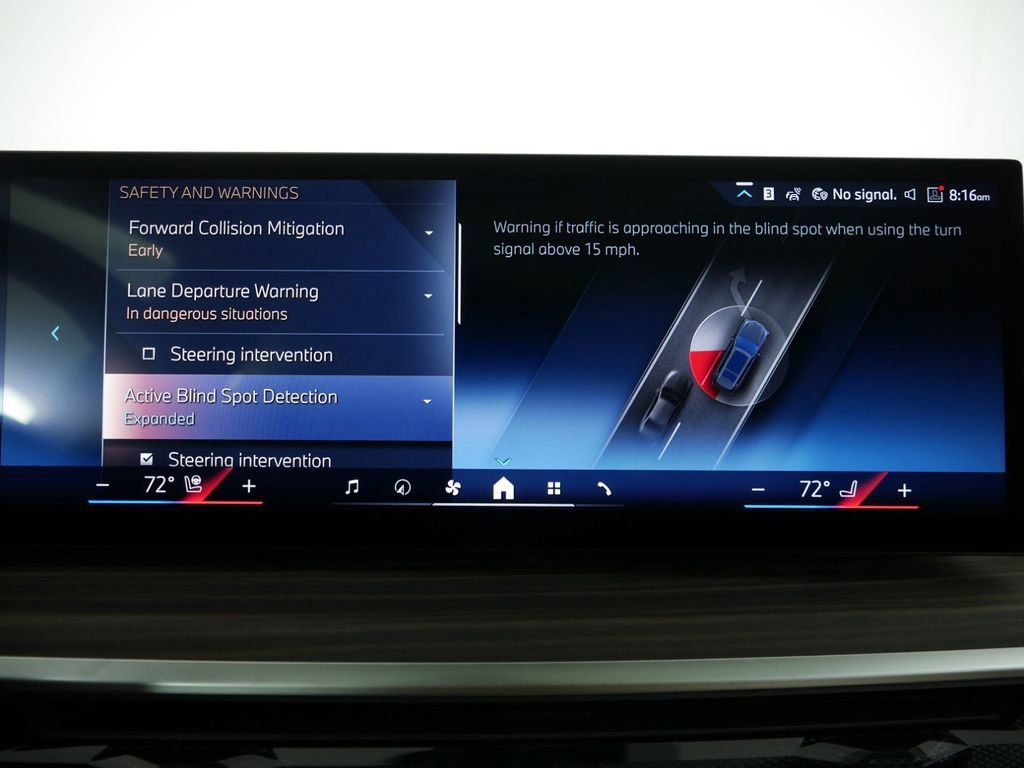 Thumbnail: 2025 BMW X7 - 47