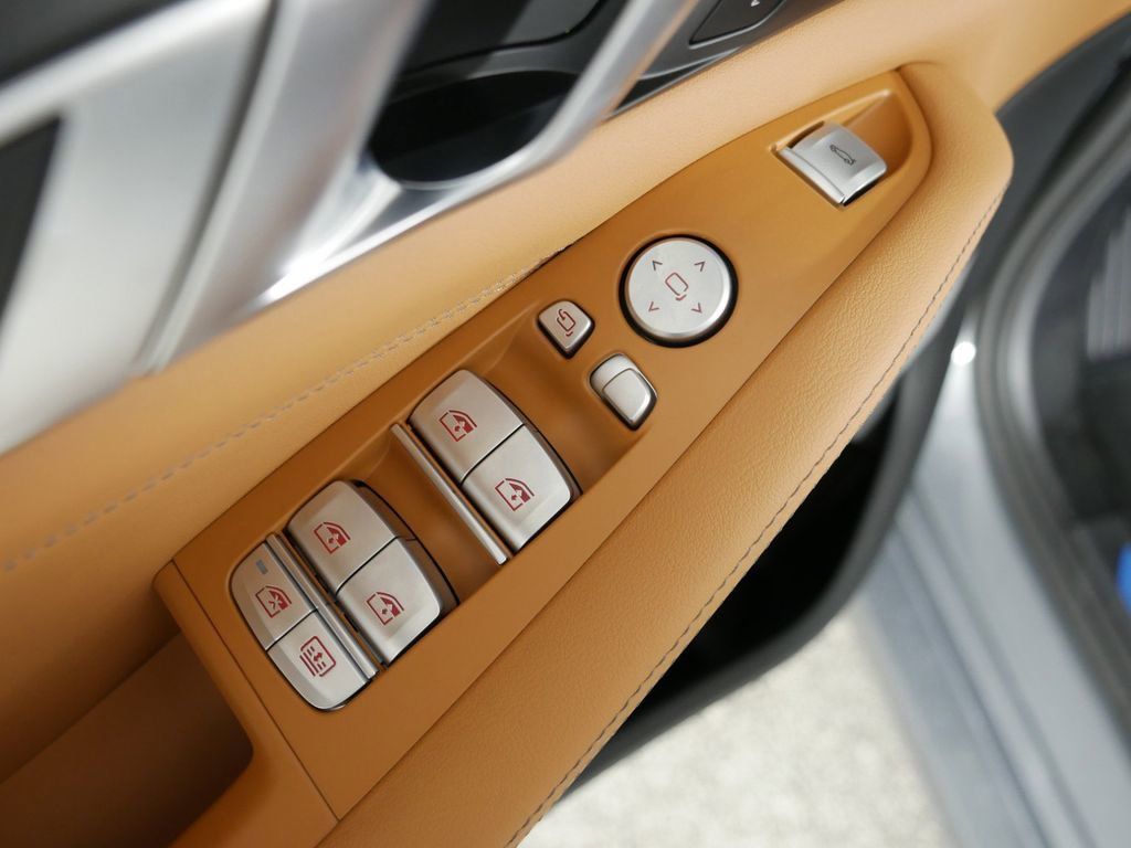 Thumbnail: 2025 BMW X7 - 38