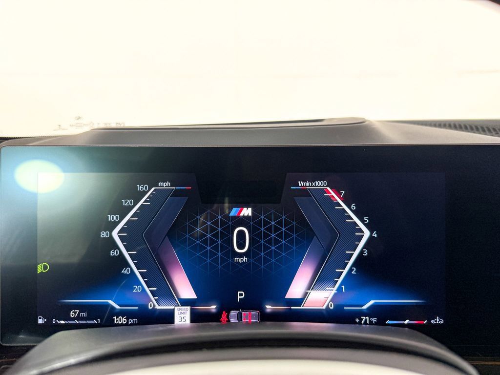 Thumbnail: 2026 BMW X7 - 45