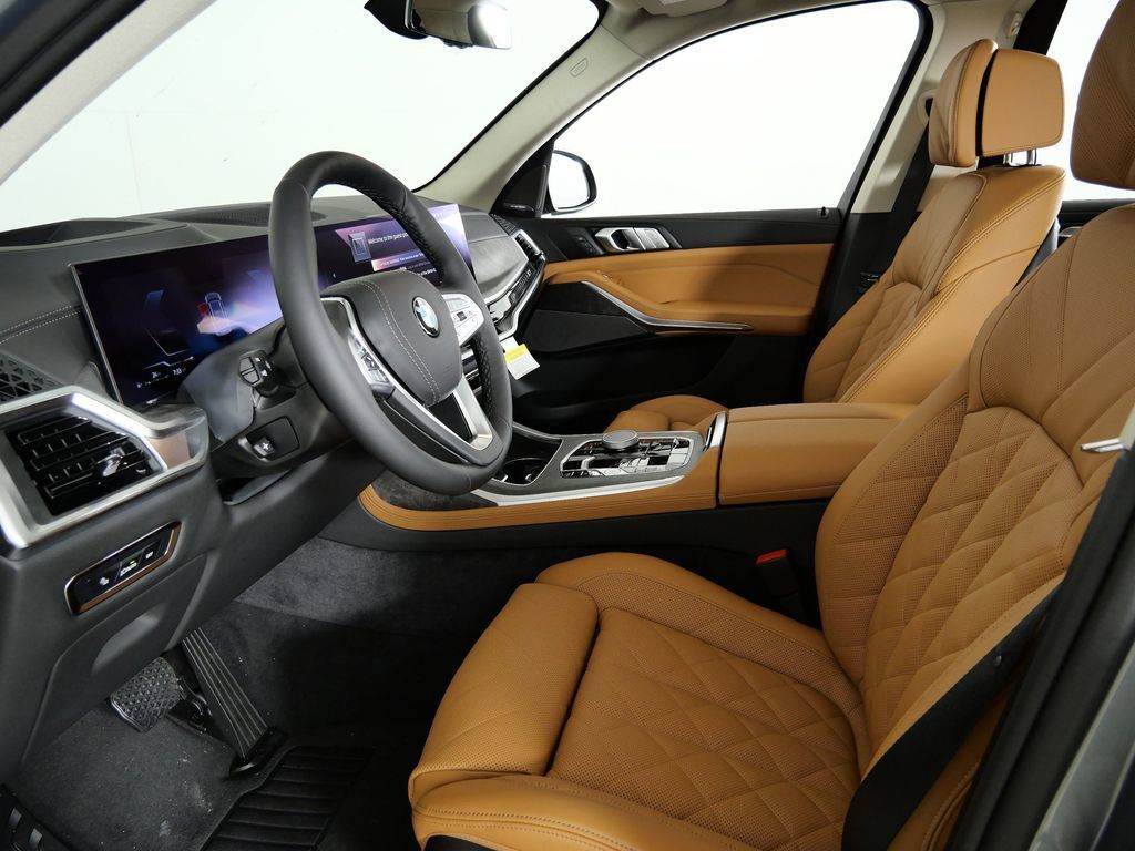 Thumbnail: 2026 BMW X7 - 40