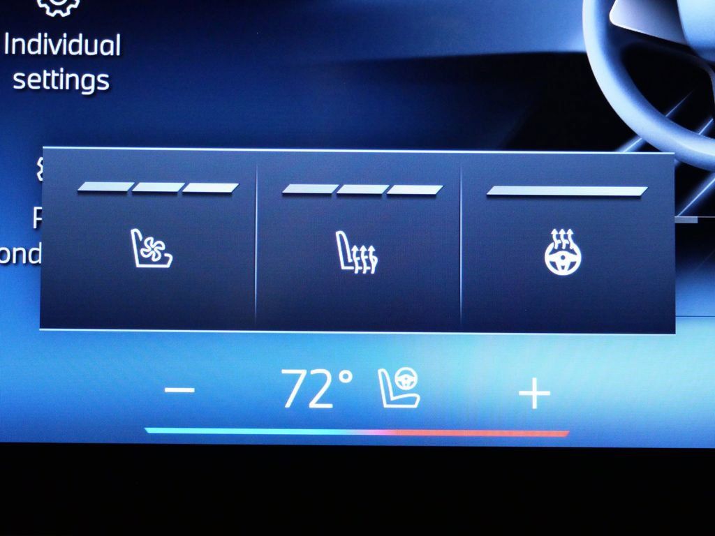 Thumbnail: 2026 BMW X7 - 48