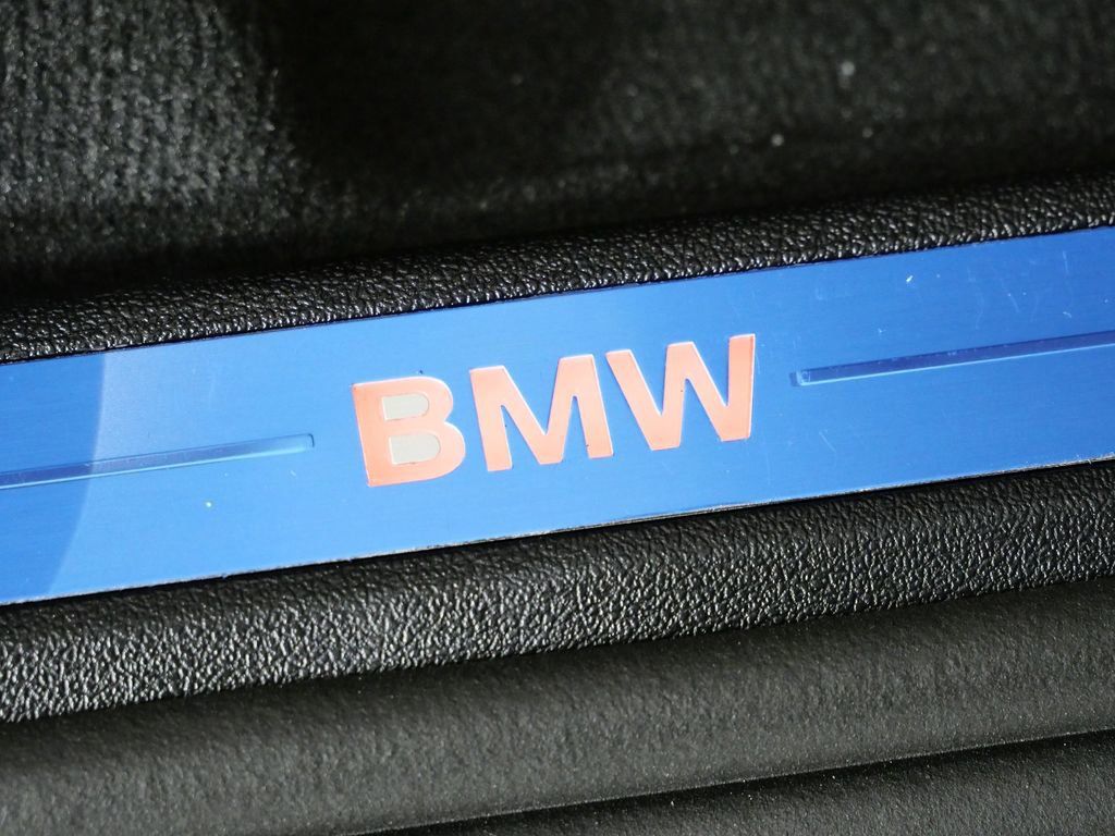 Thumbnail: 2026 BMW X7 - 17