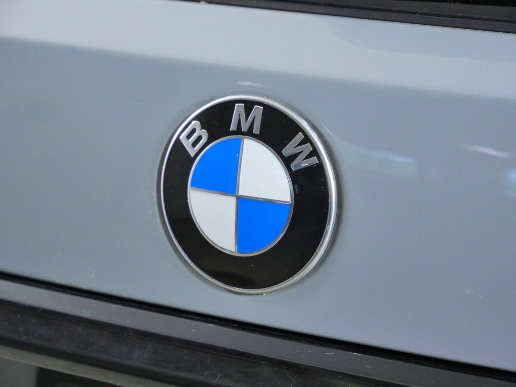 Thumbnail: 2024 BMW X7 - 7