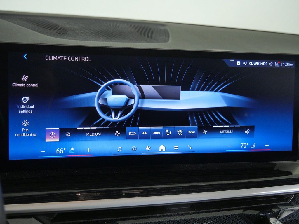 Thumbnail: 2024 BMW X7 - 16