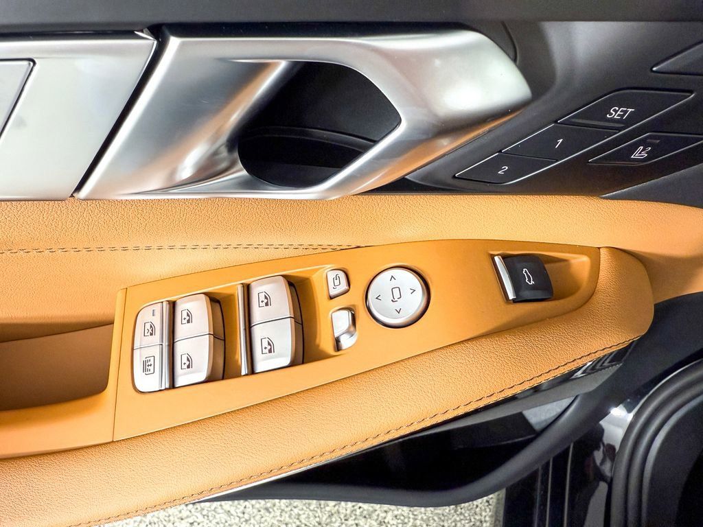 Thumbnail: 2026 BMW X7 - 39