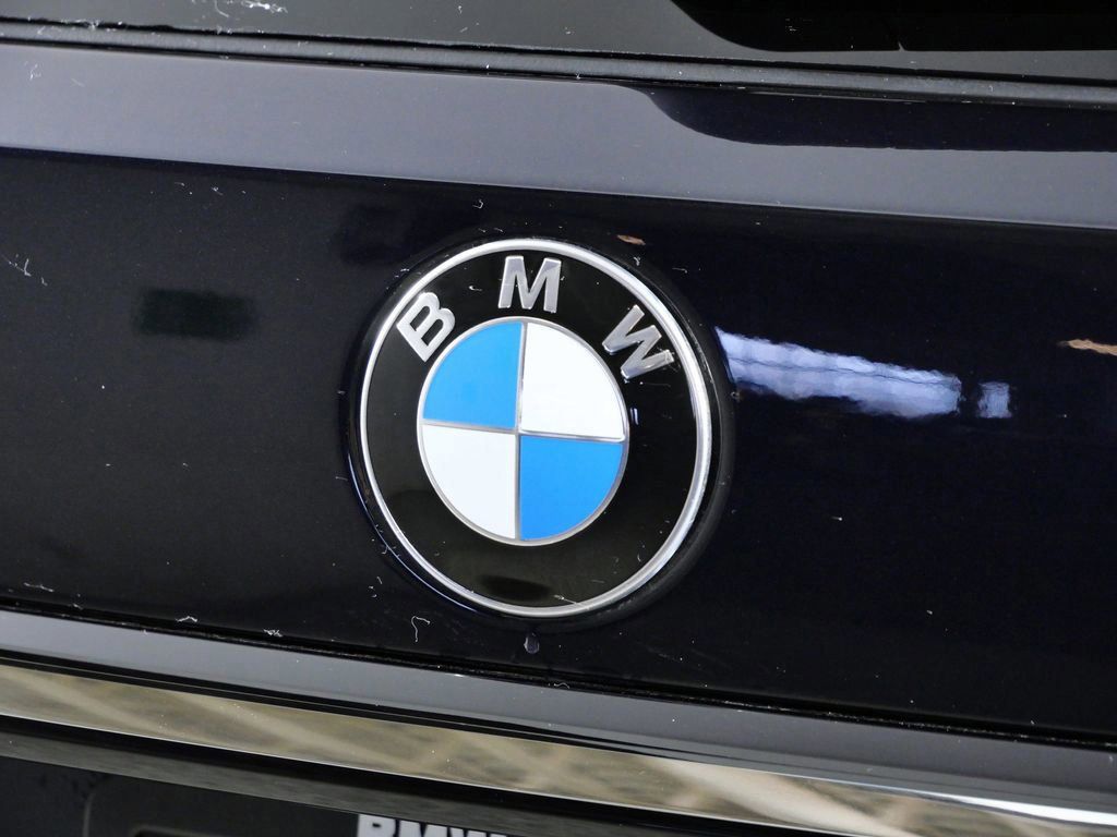 Thumbnail: 2026 BMW X7 - 7