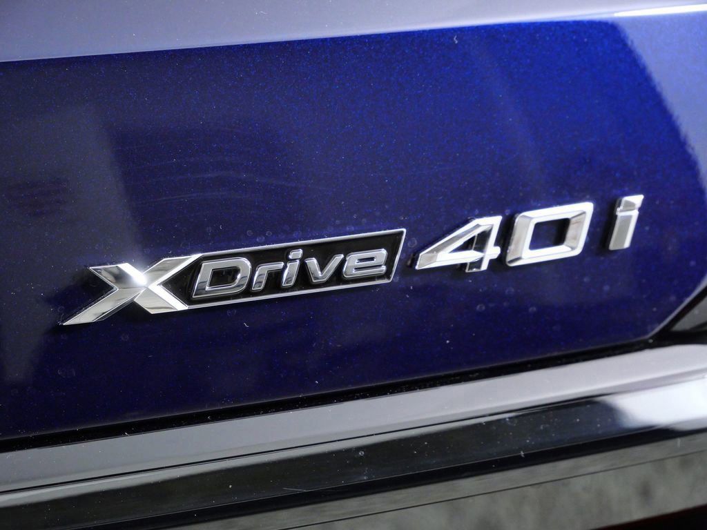 Thumbnail: 2026 BMW X7 - 22