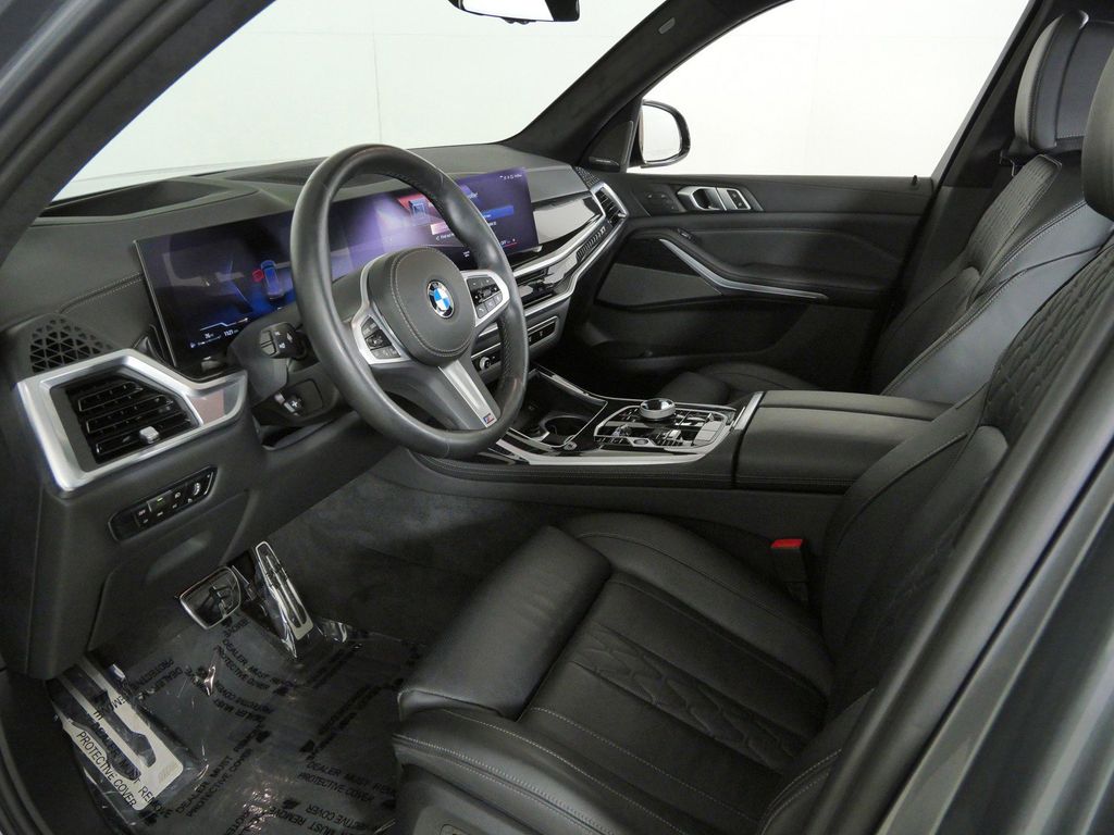 Thumbnail: 2023 BMW X7 - 43