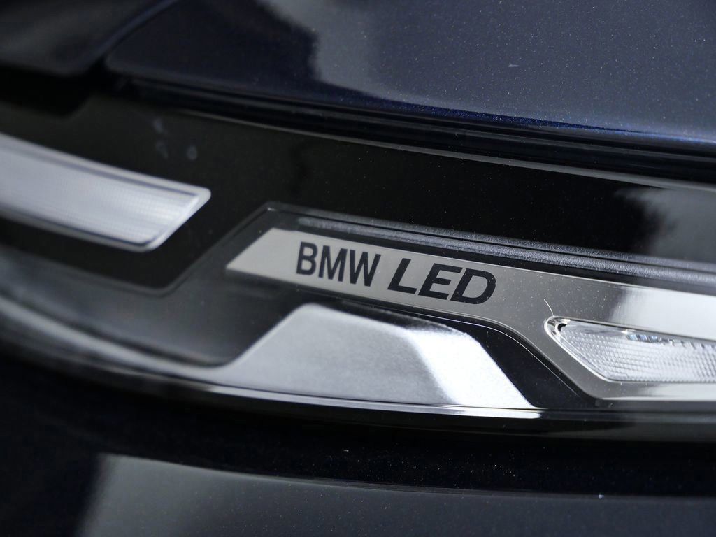 Thumbnail: 2026 BMW X7 - 7