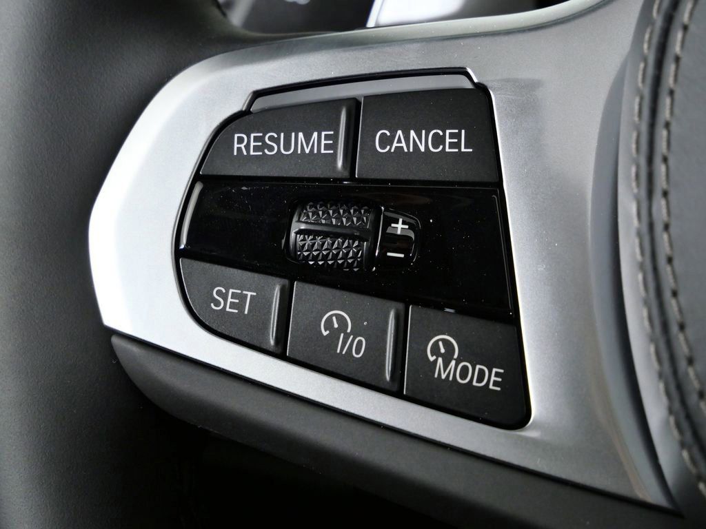 Thumbnail: 2026 BMW X7 - 45