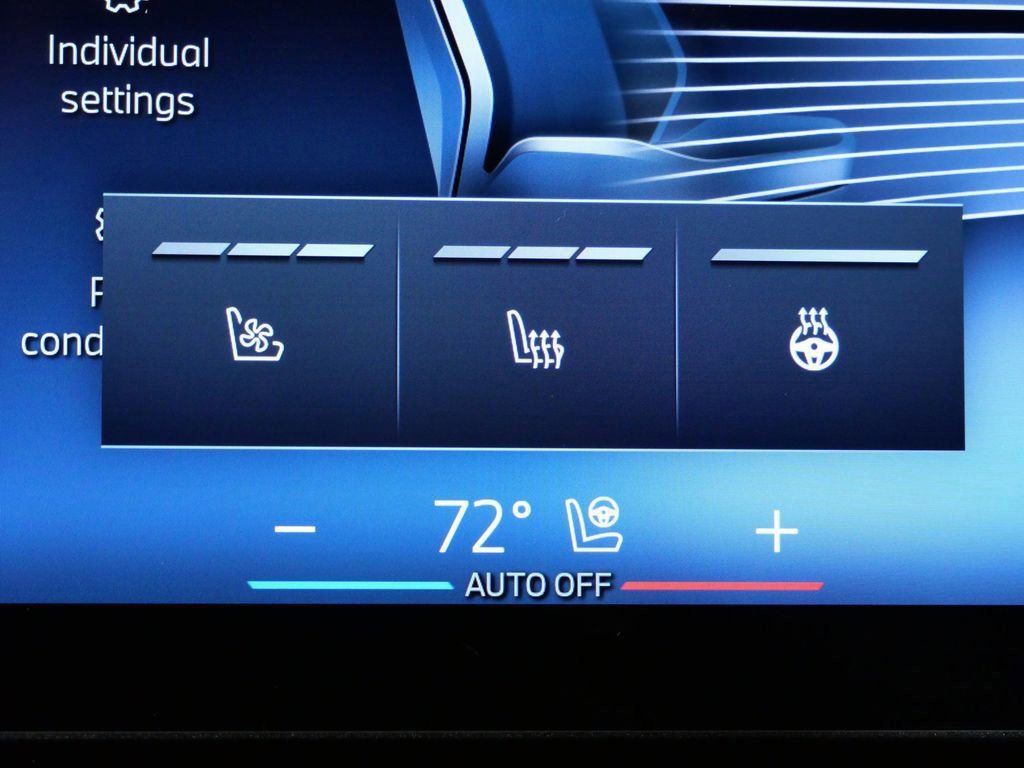 Thumbnail: 2026 BMW X7 - 49