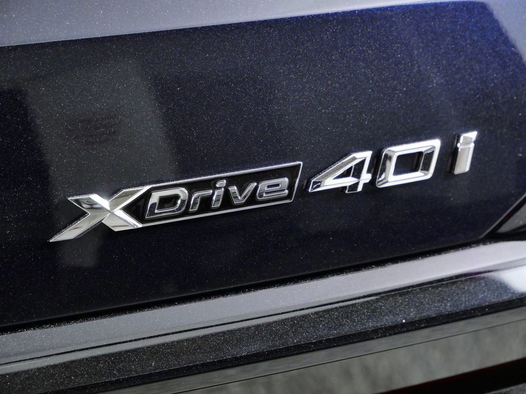 Thumbnail: 2026 BMW X7 - 22