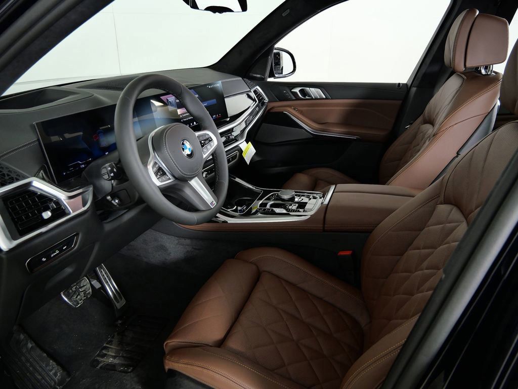 Thumbnail: 2026 BMW X7 - 40