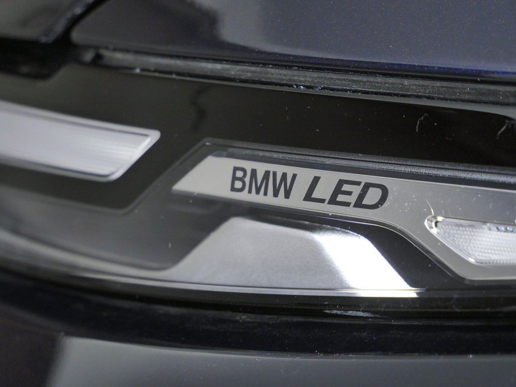 Thumbnail: 2026 BMW X7 - 7