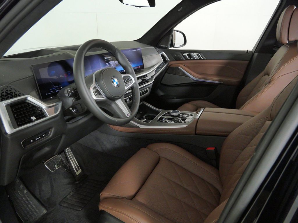 Thumbnail: 2026 BMW X7 - 41