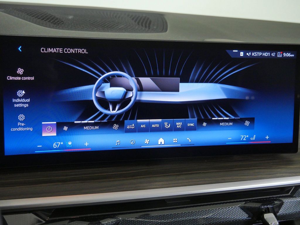 Thumbnail: 2026 BMW X7 - 17
