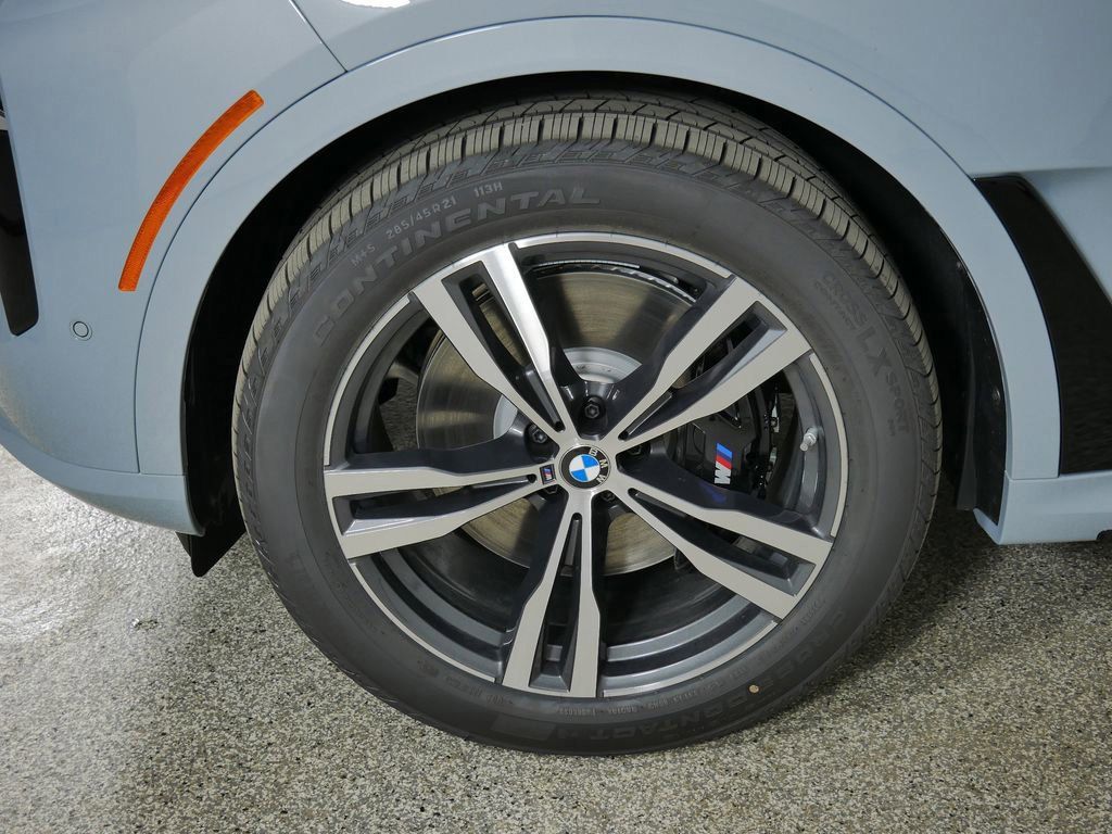 Thumbnail: 2026 BMW X7 - 25