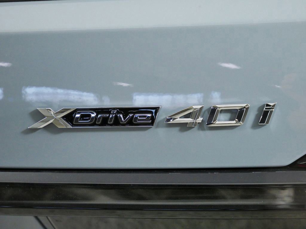 Thumbnail: 2026 BMW X7 - 7
