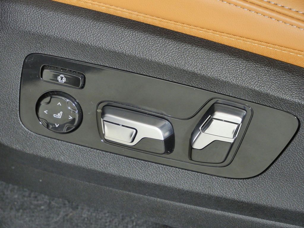 Thumbnail: 2024 BMW X5 - 43