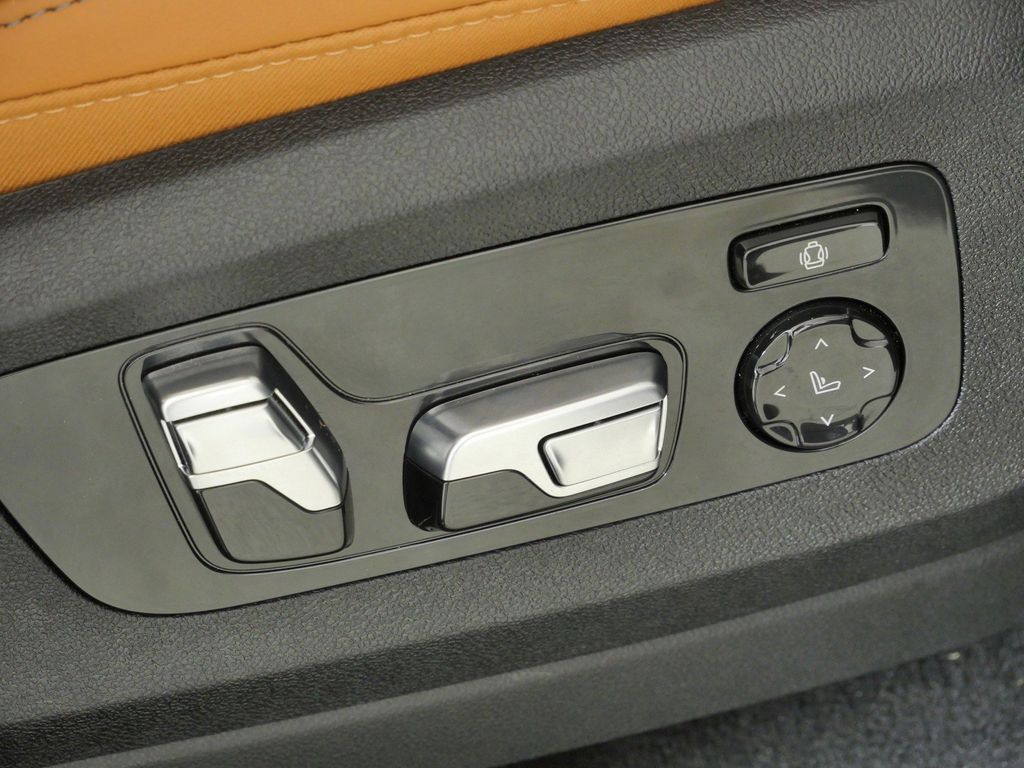 Thumbnail: 2024 BMW X5 - 28