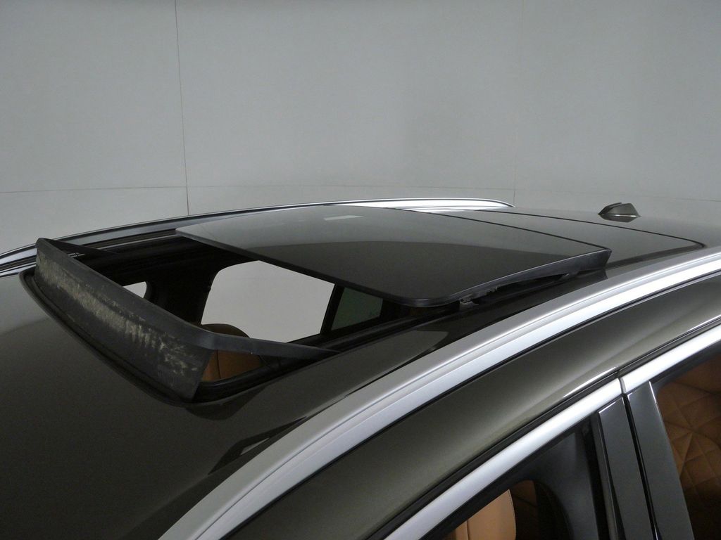 Thumbnail: 2024 BMW X5 - 25