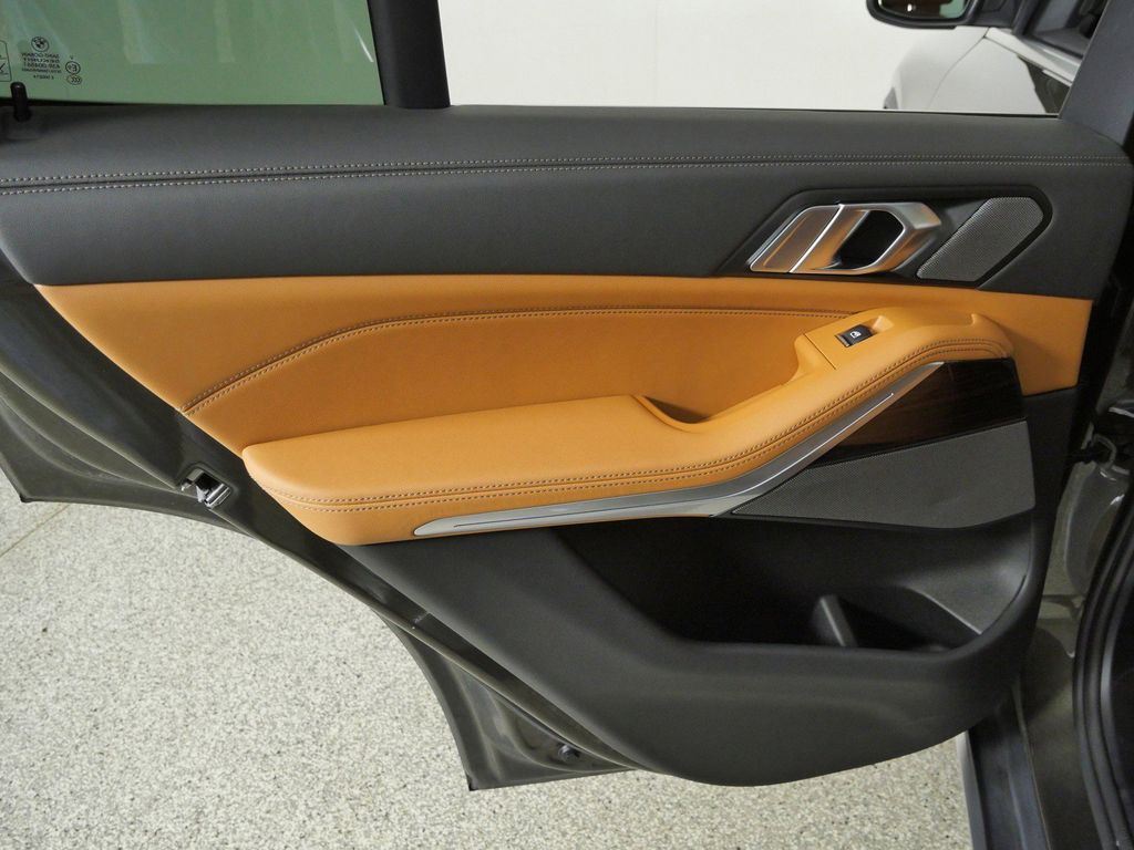 Thumbnail: 2024 BMW X5 - 35