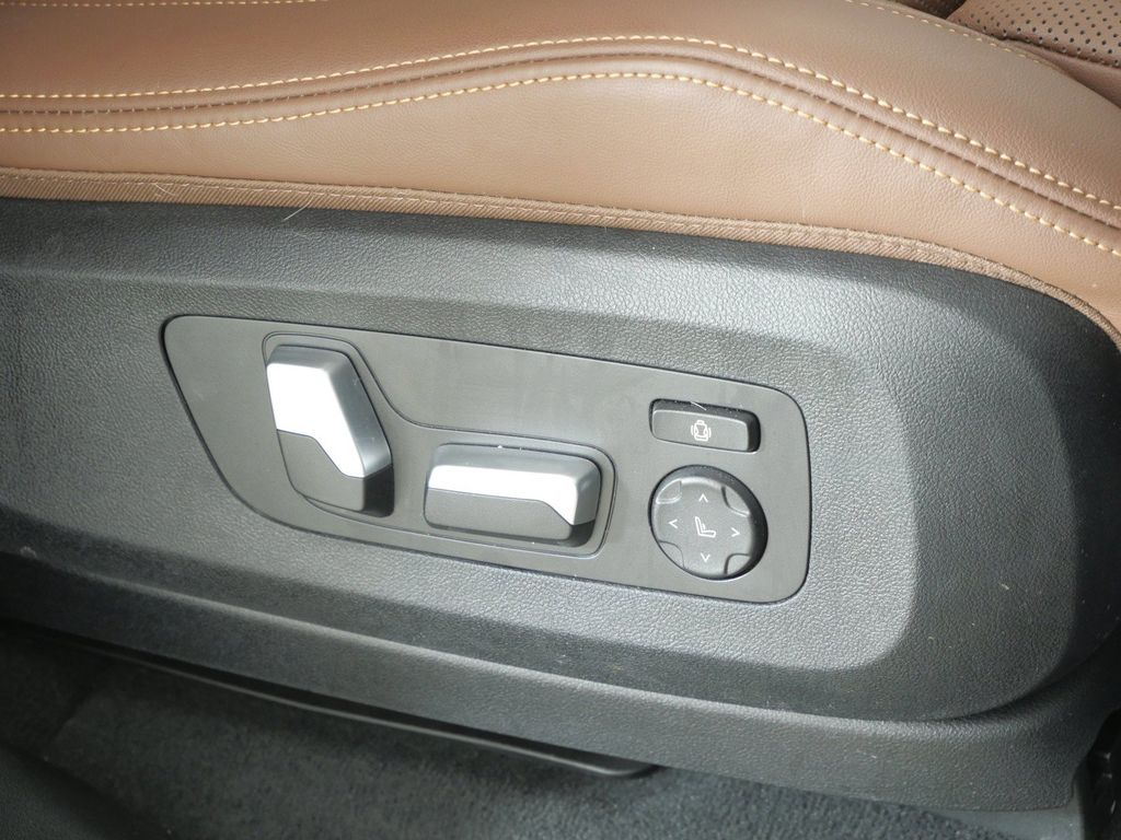 Thumbnail: 2024 BMW X5 - 28
