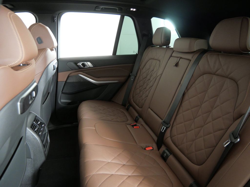 Thumbnail: 2024 BMW X5 - 36