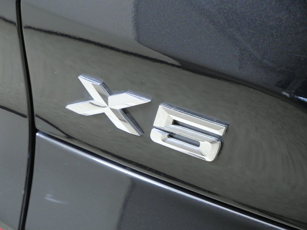 Thumbnail: 2025 BMW X5 - 23