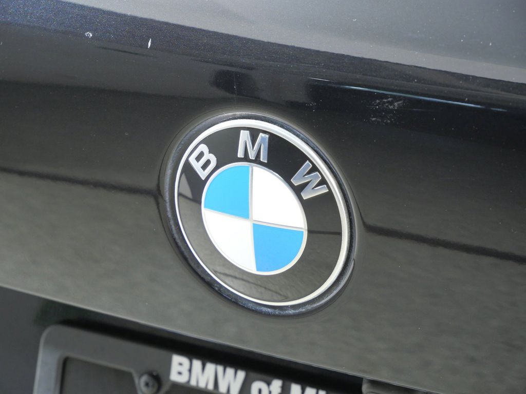 Thumbnail: 2025 BMW X5 - 21