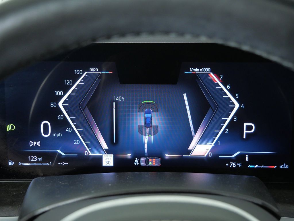 Thumbnail: 2025 BMW X5 - 14