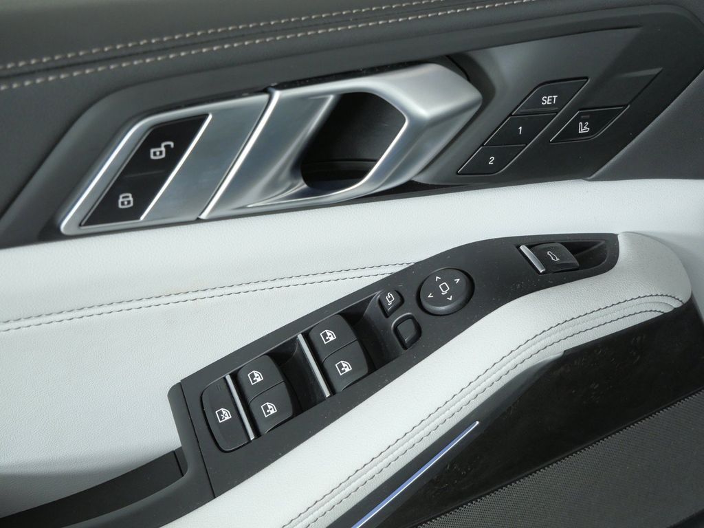 Thumbnail: 2025 BMW X5 - 41