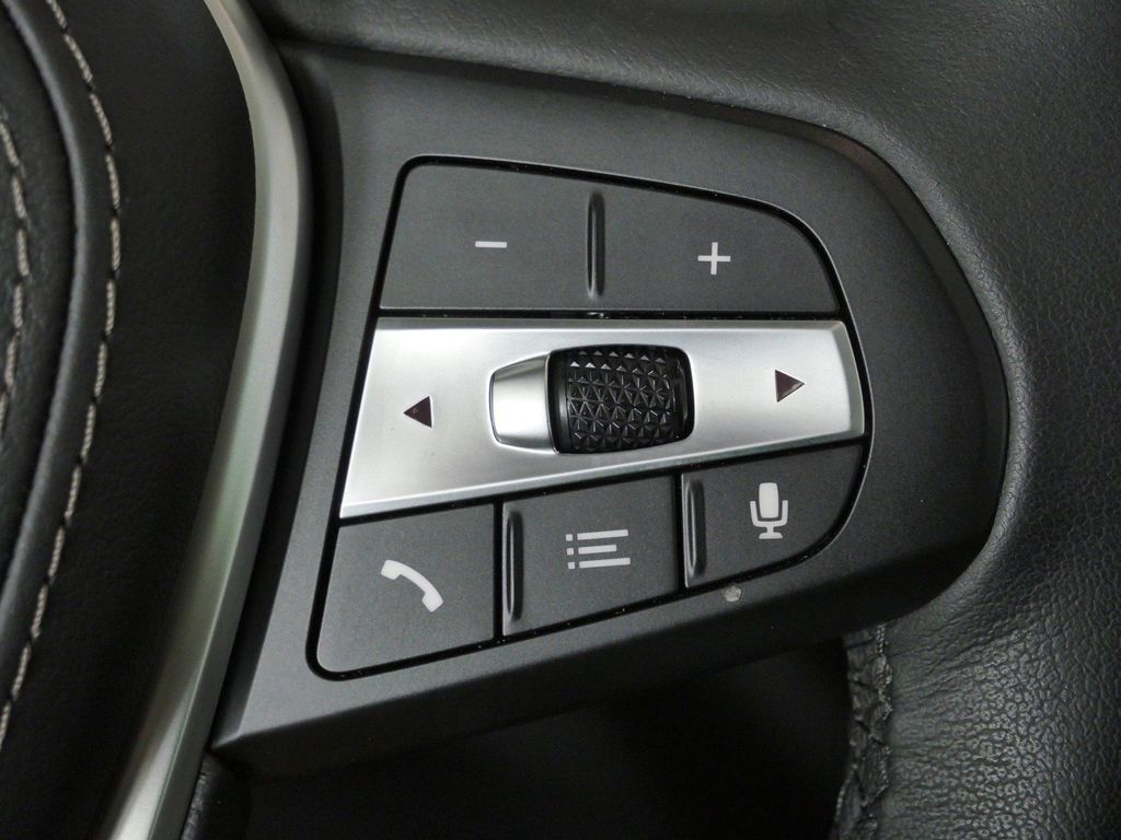 Thumbnail: 2026 BMW X5 - 45