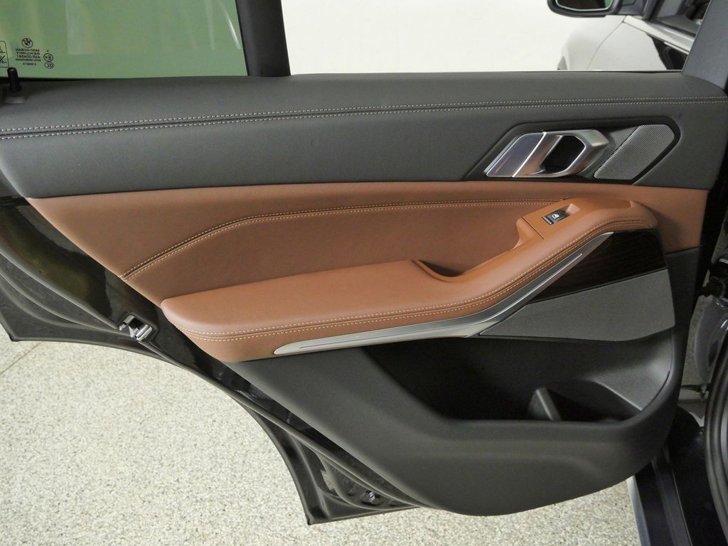 Thumbnail: 2026 BMW X5 - 35