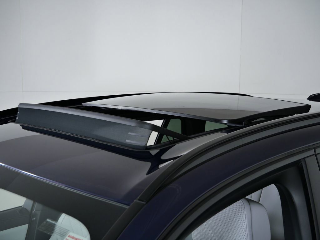 Thumbnail: 2026 BMW X5 - 25