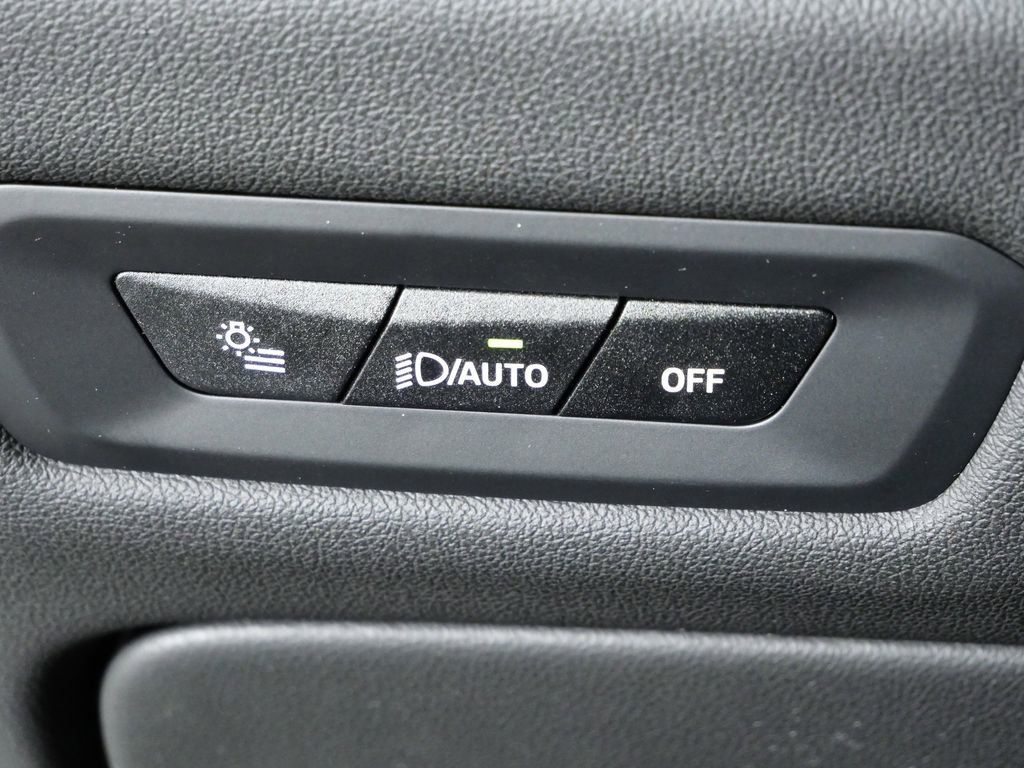 Thumbnail: 2026 BMW X5 - 42