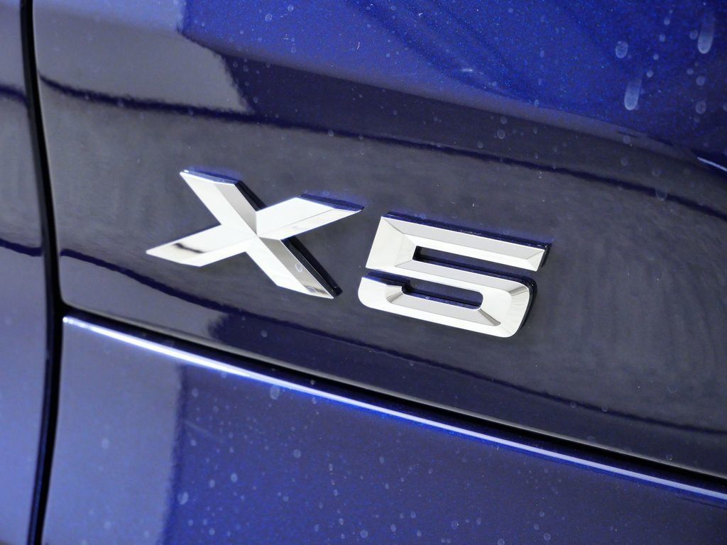 Thumbnail: 2026 BMW X5 - 22