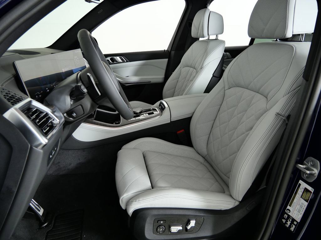 Thumbnail: 2026 BMW X5 - 39