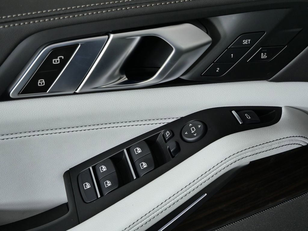 Thumbnail: 2026 BMW X5 - 40