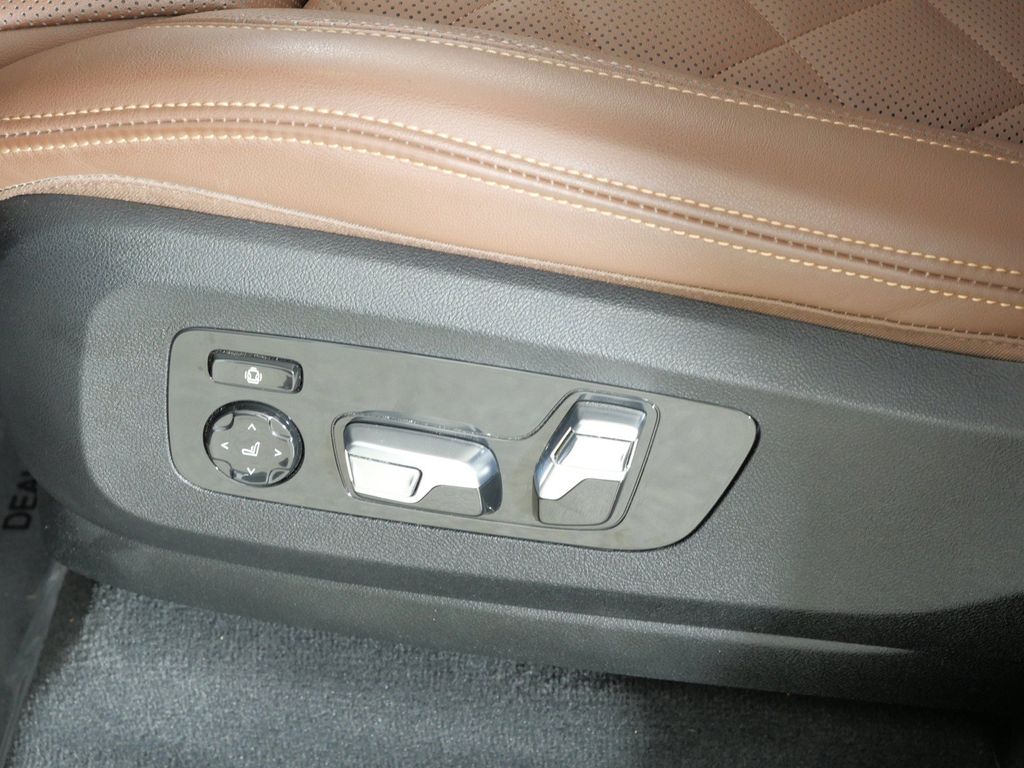 Thumbnail: 2024 BMW X5 - 44