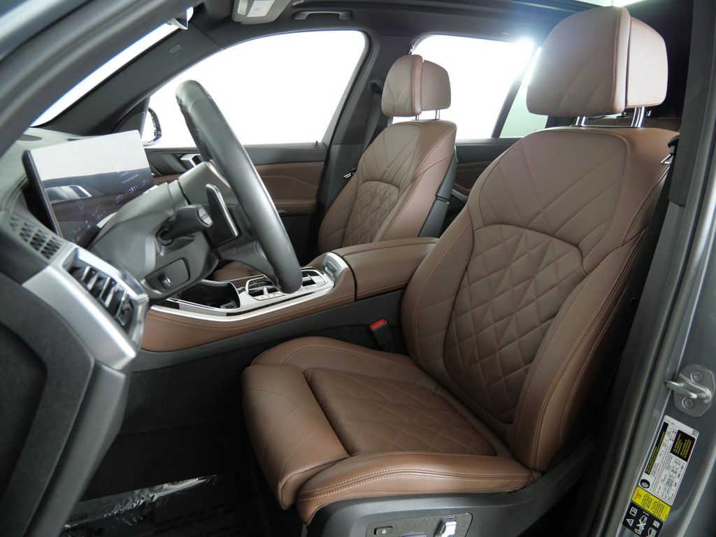 Thumbnail: 2024 BMW X5 - 41