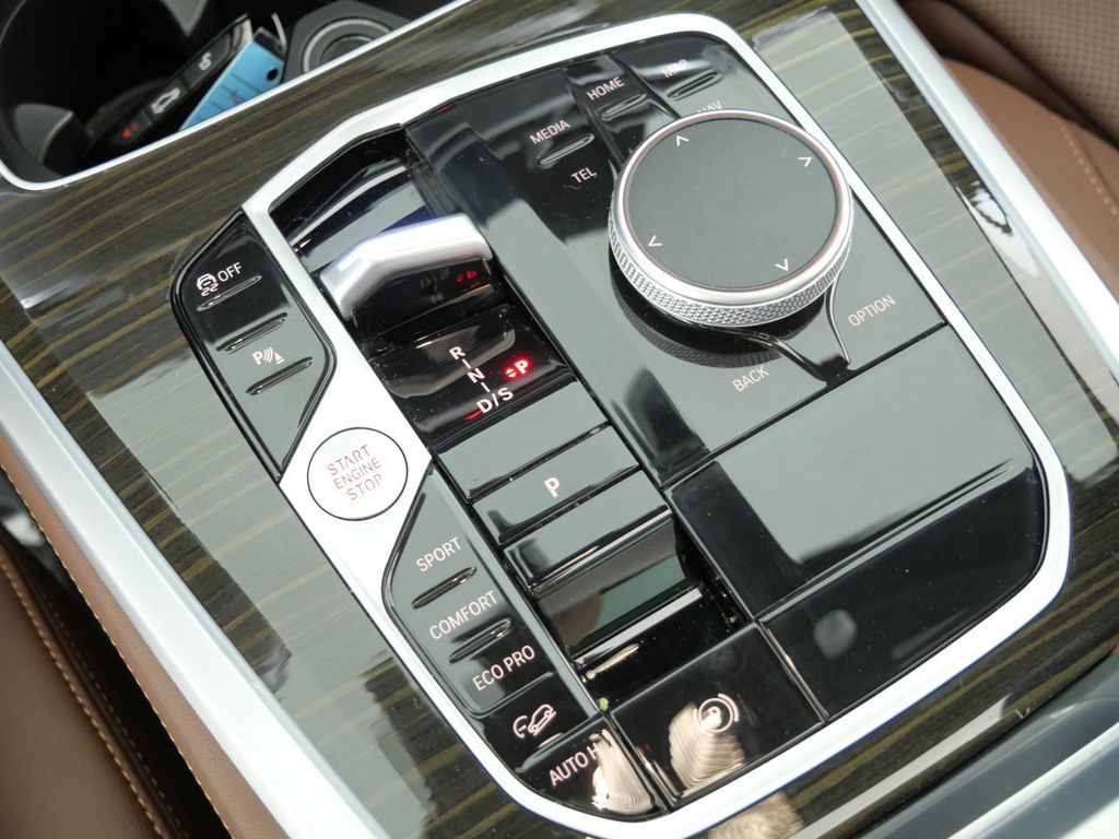 Thumbnail: 2024 BMW X5 - 13
