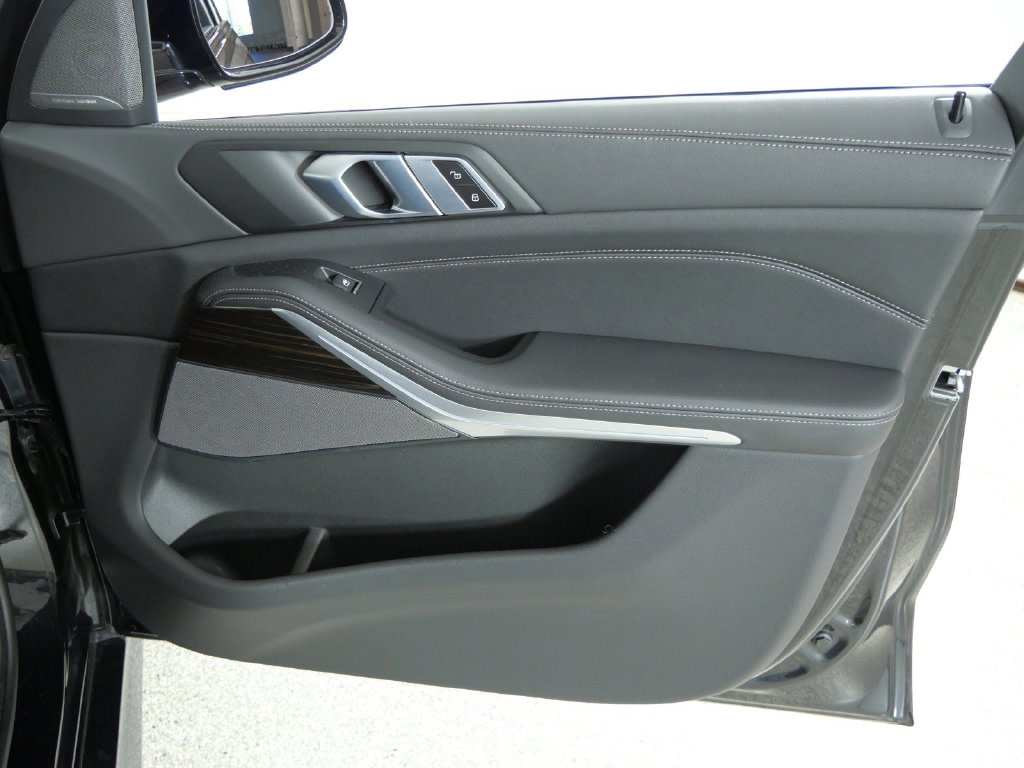 Thumbnail: 2024 BMW X5 - 29