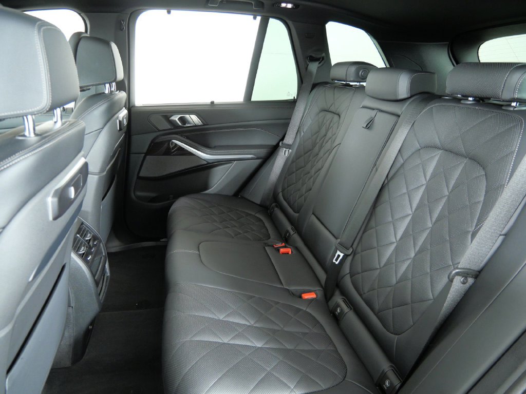 Thumbnail: 2024 BMW X5 - 39