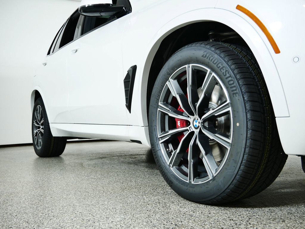 Thumbnail: 2026 BMW X5 - 8