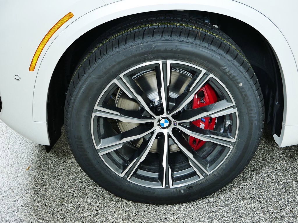 Thumbnail: 2026 BMW X5 - 27