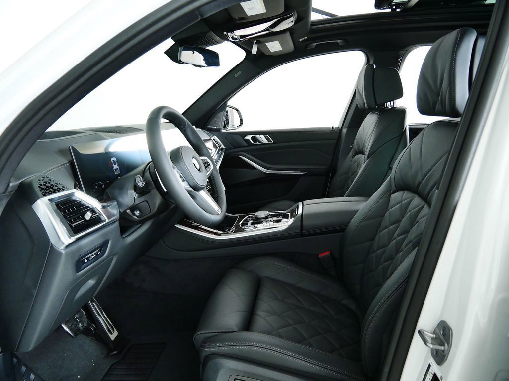 Thumbnail: 2026 BMW X5 - 35