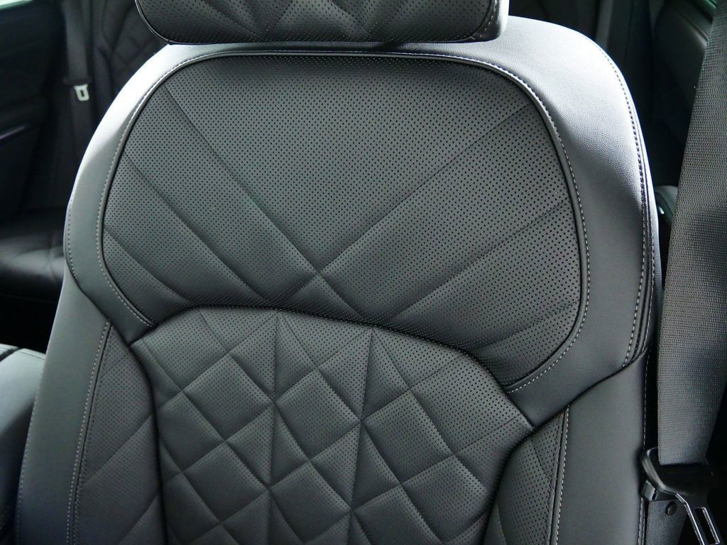 Thumbnail: 2026 BMW X5 - 38