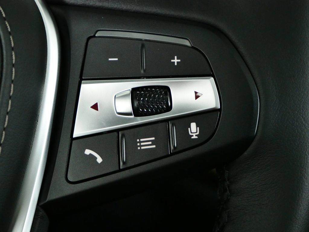 Thumbnail: 2026 BMW X5 - 43